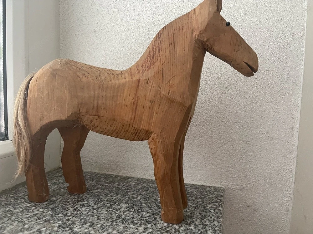 Holzpferd antik