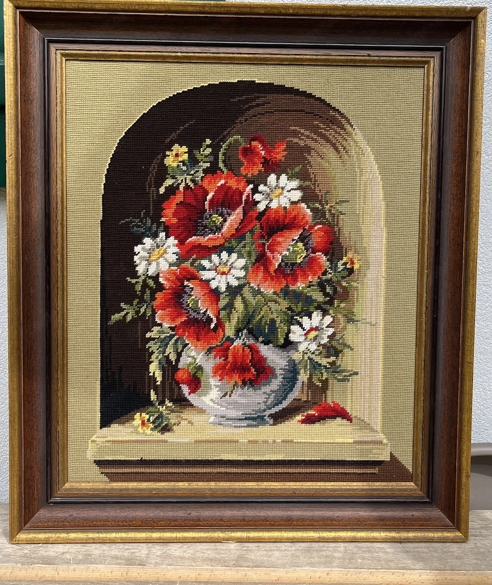 Gobelin - Stickbild - wunderschönes Mohnblumenmotiv im Erker