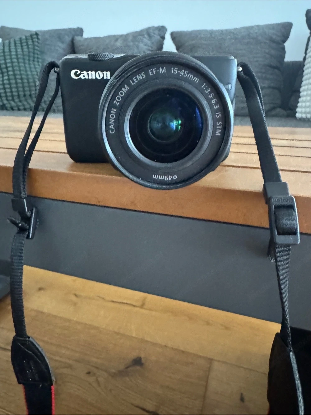Canon Eos M10