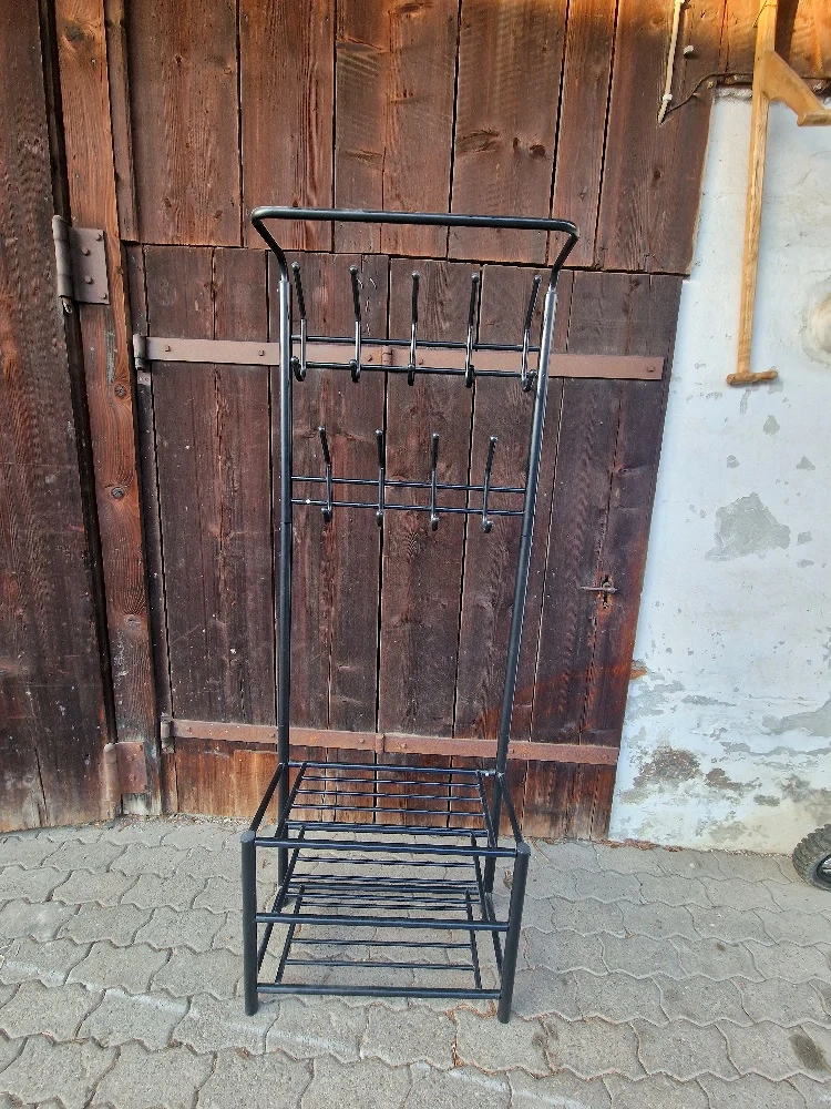Garderobenständer