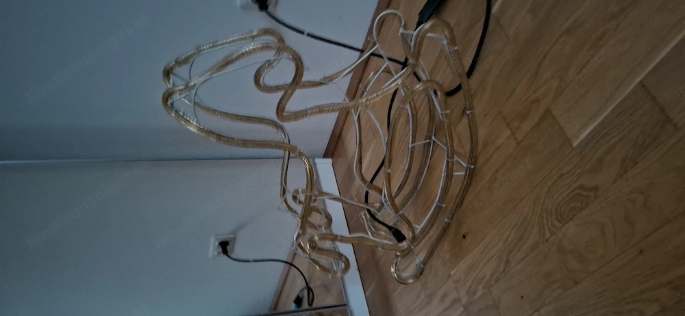 Sehr schönes weihnachtsdeco rentier mit Lamperln stromanschluss 
