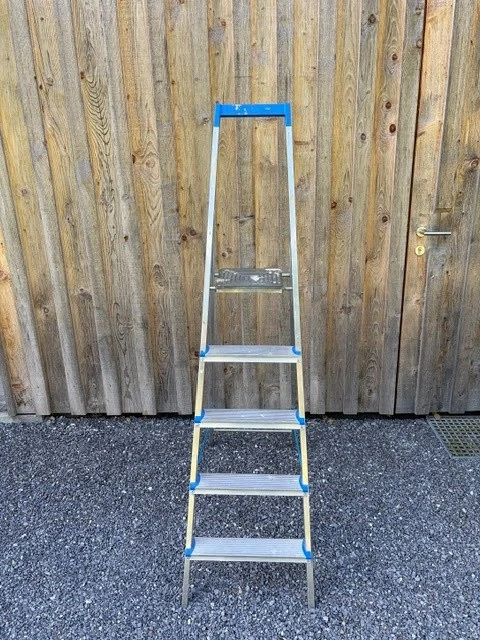 Stehleiter Aluminium