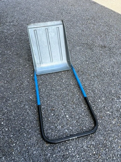 Schneehexe, Schneeschaufel, Mke Ofner, 55cm breit, 65cm tief