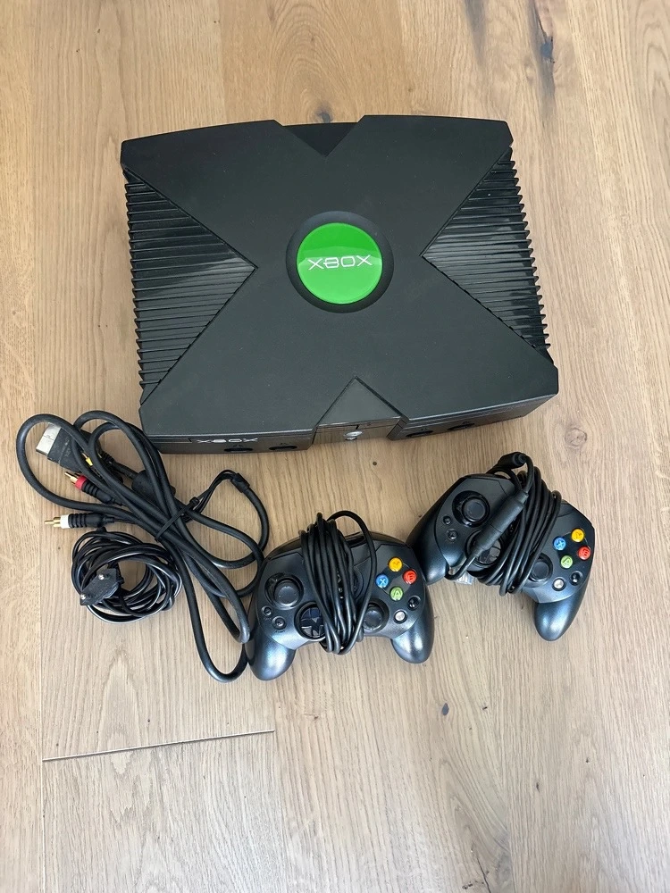 Xbox Konsole mit Controller