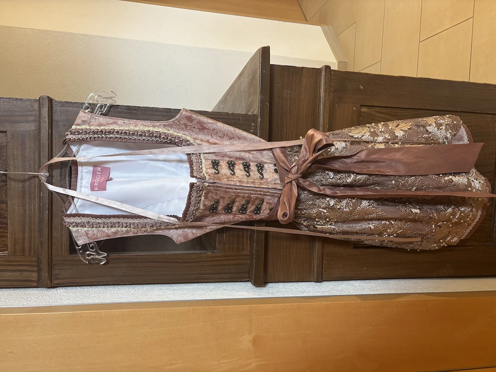 Altrosa Krüger Dirndl