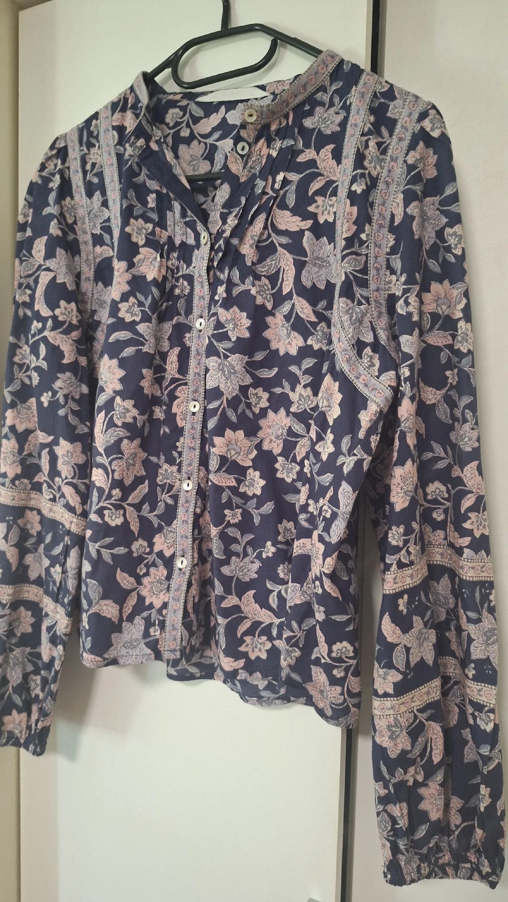 Damen Blusen je 10 
