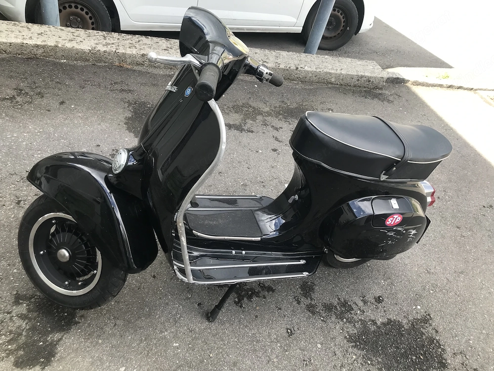 Vespa Primavera 125 