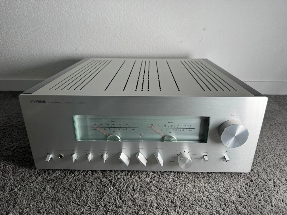YAMAHA A-S3200    (We are a Hi-Fi Store. Visit Our web : www.stereotecnica .com )