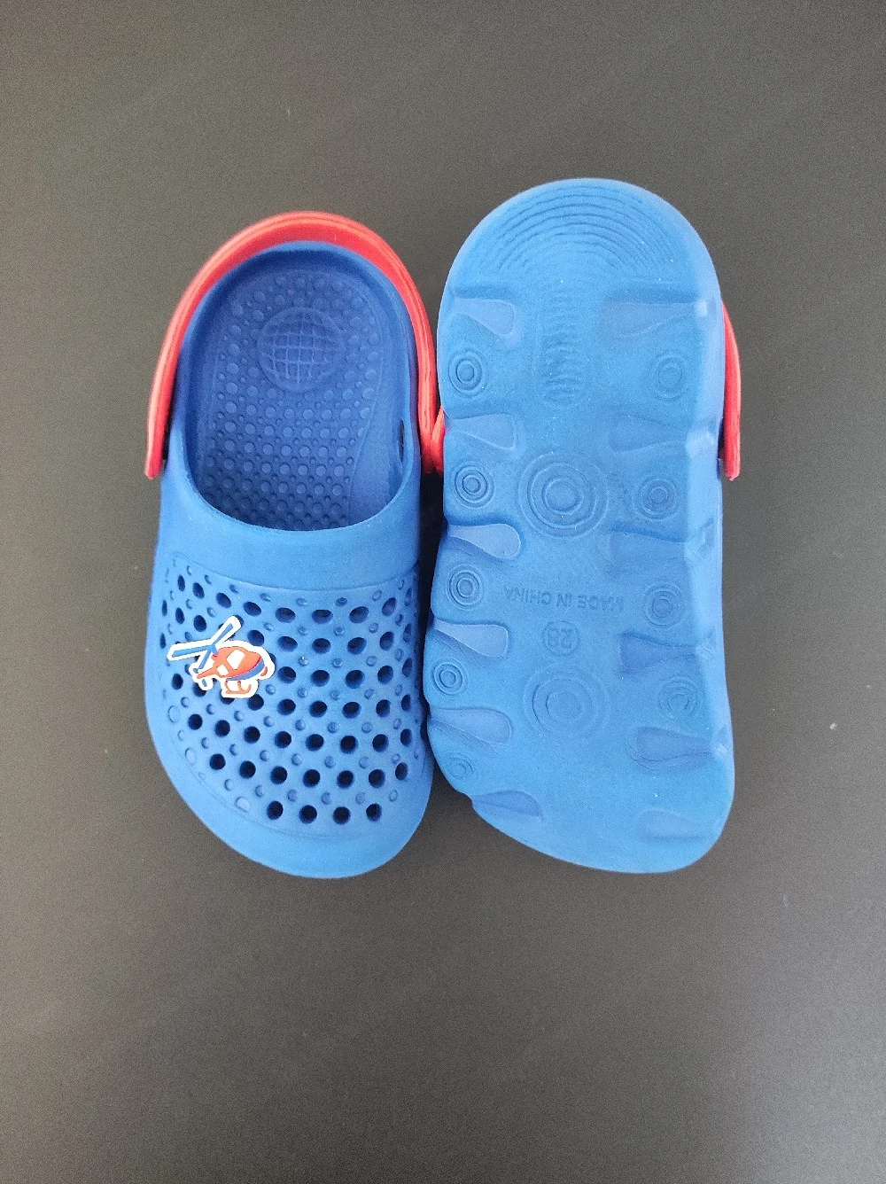 Clogs mit Hubschrauber 28
