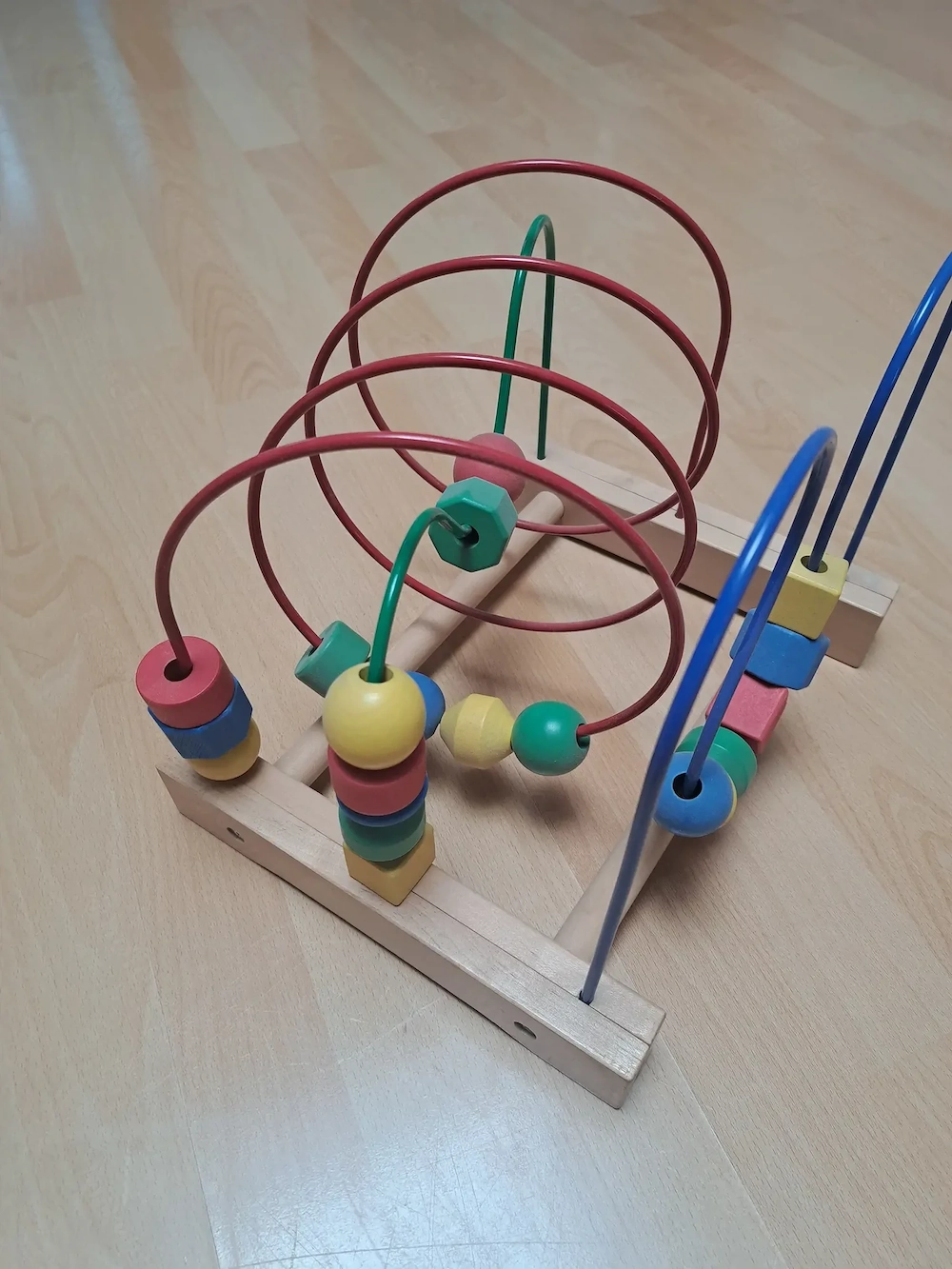 Holzspielzeug  Motorikspielzeug für Kinder
