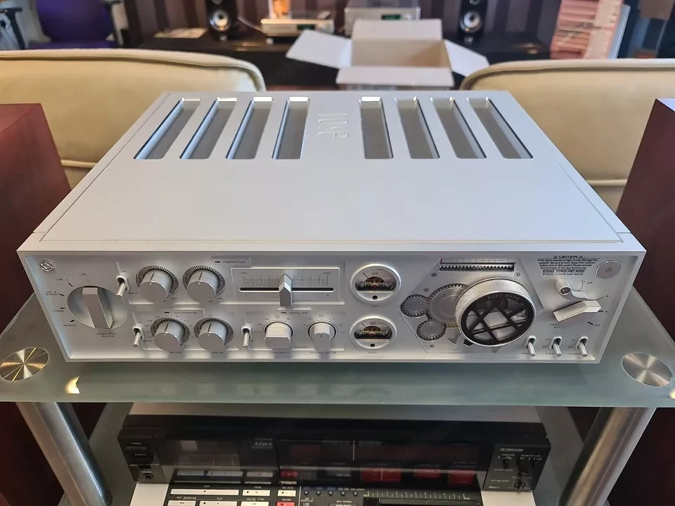 HiFi Rose RA180  (We are a Hi-Fi Store. Visit Our web : www.stereotecnica .com )