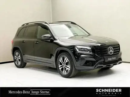 Mercedes-Benz GLB 180