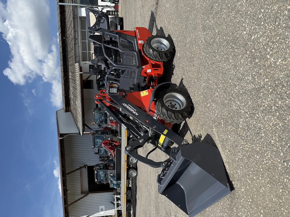 Radlader LANDER 812R