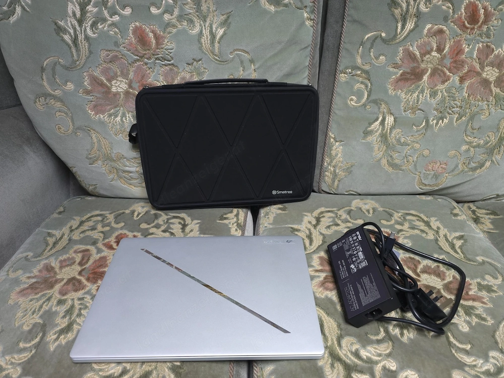 ASUS Rog Zephyrus G16 Ultra 9 Gaming