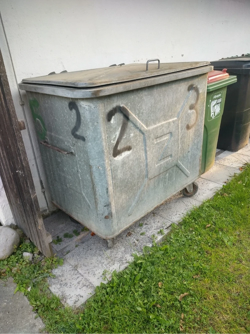 Müllcontainer Container Metall