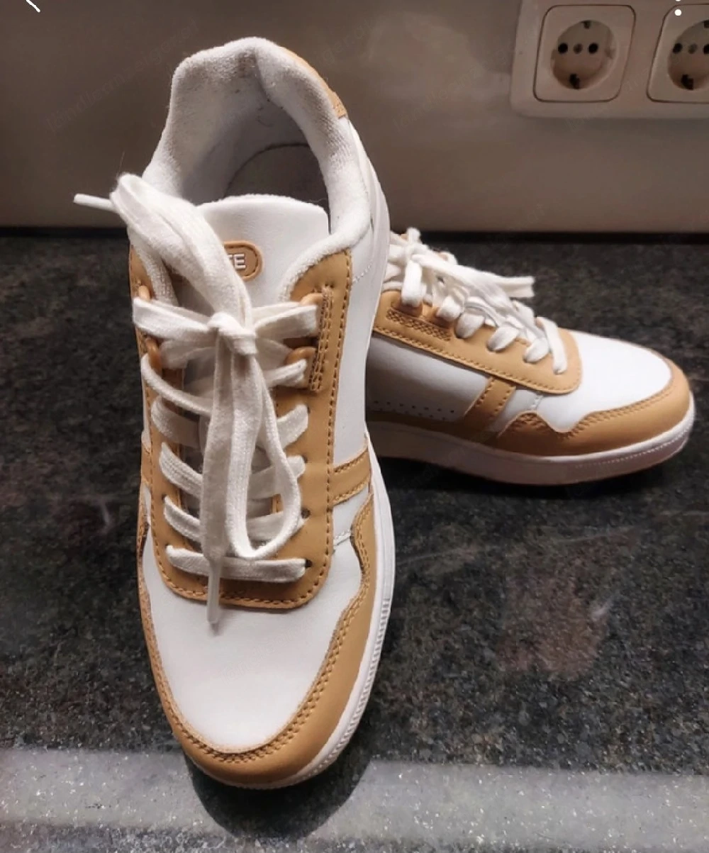 Lacoste Sneakers 