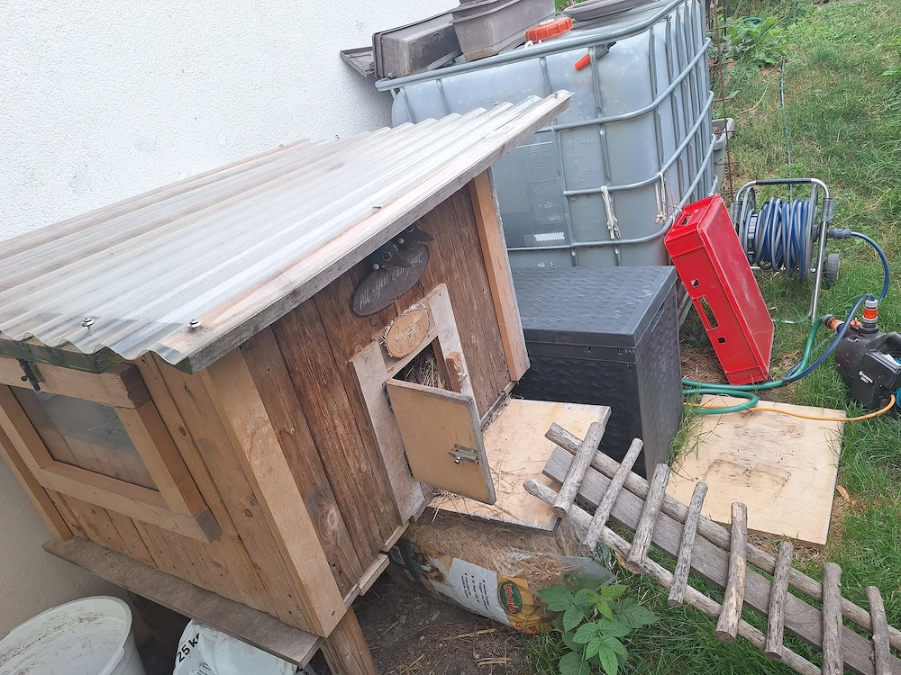 Hühnerstall zu verschenken