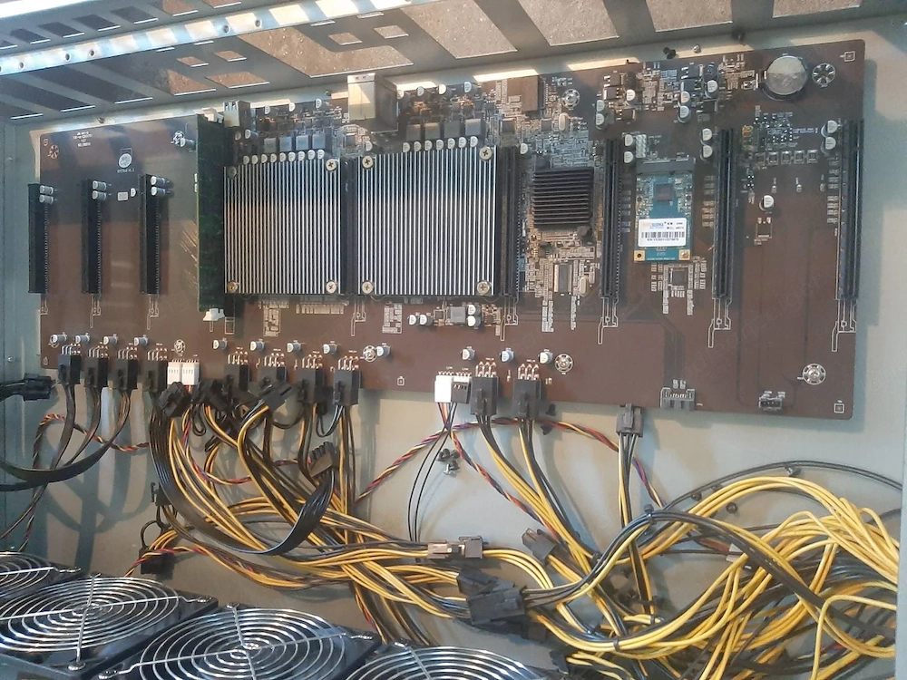 Crypto-Miningrig