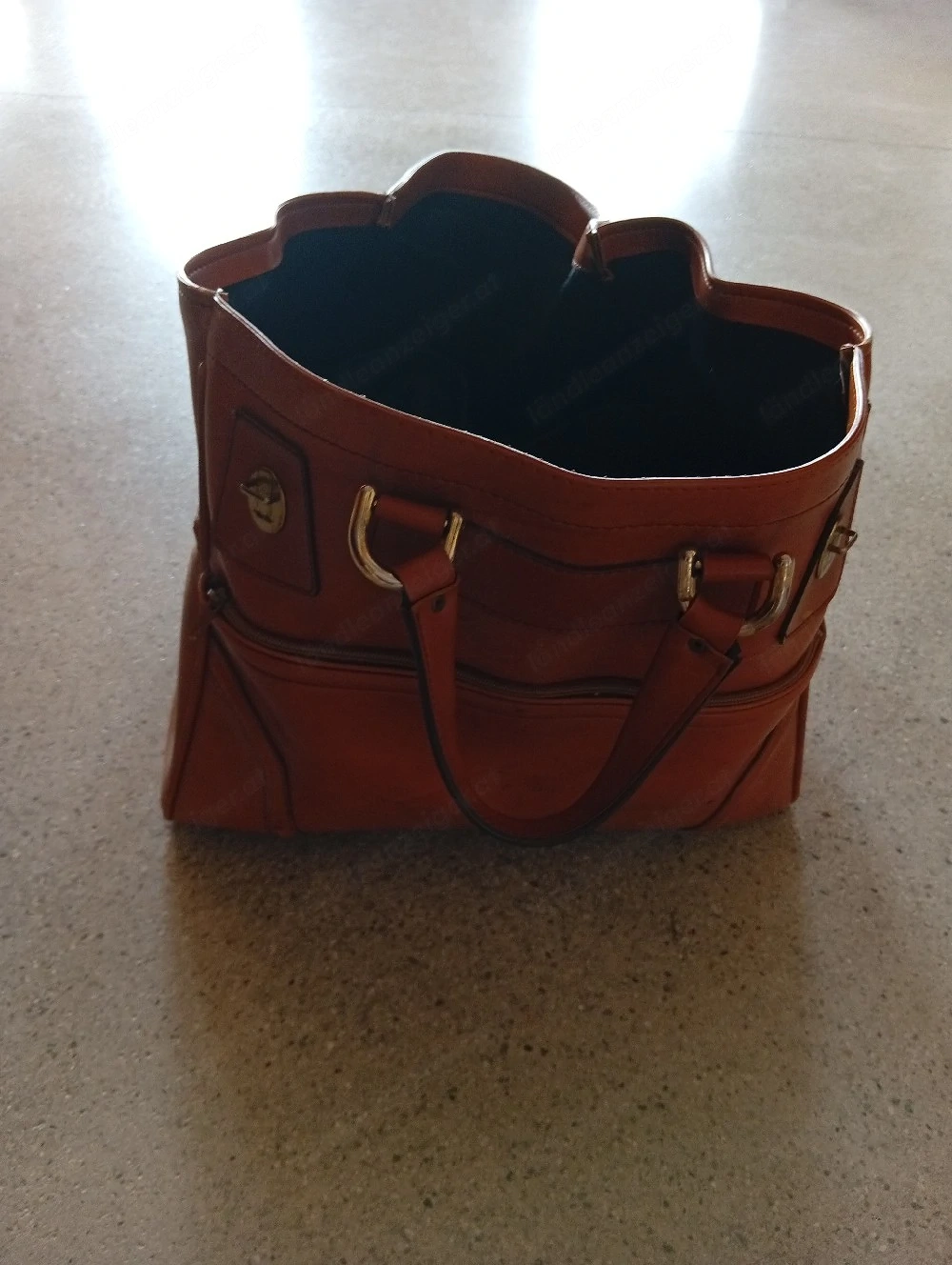 Tasche aus Leder, Weekender, Reisetasche, Koffer