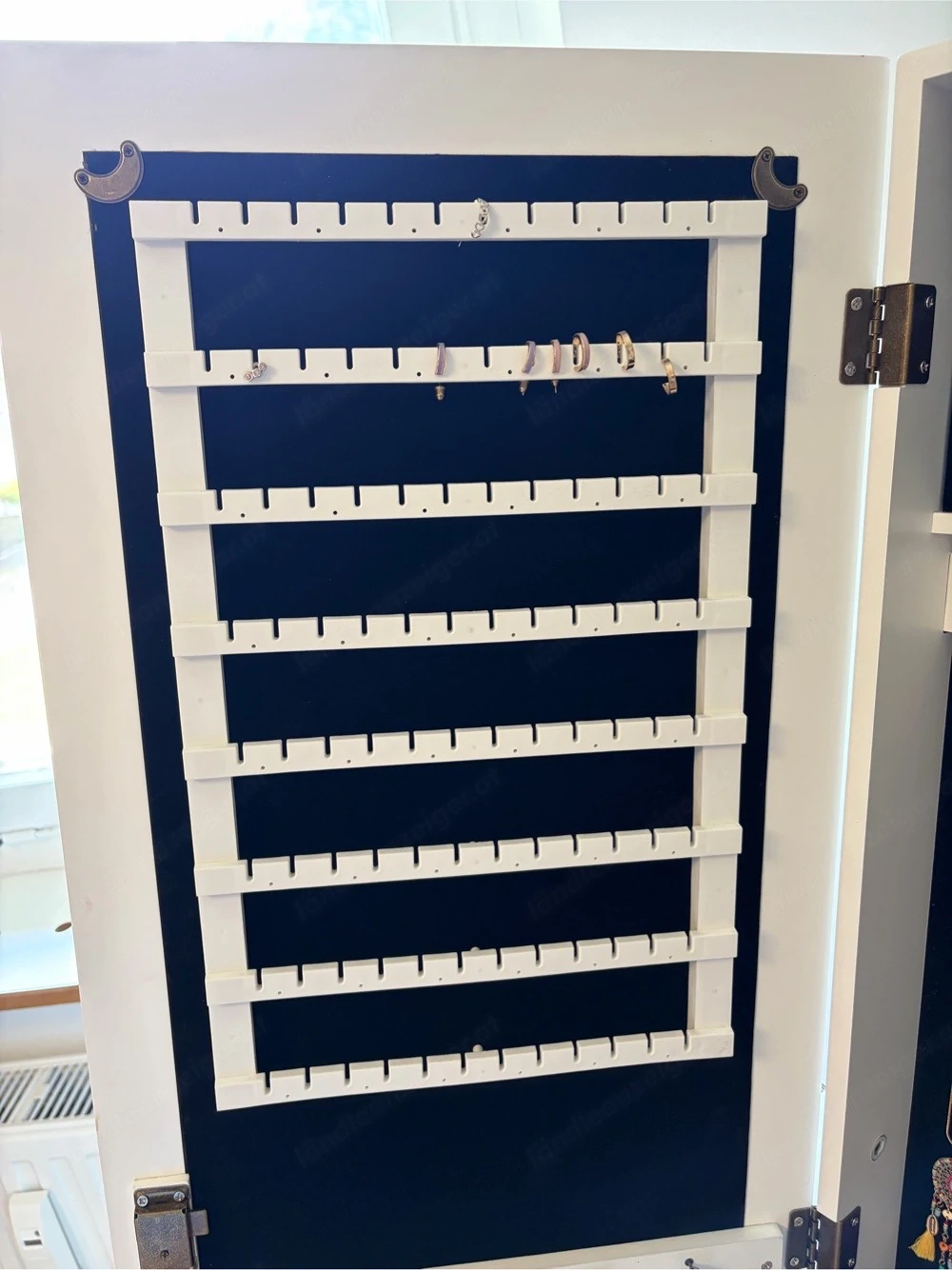 Schmuckschrank mit Ganzkörperspiegel   Weiß