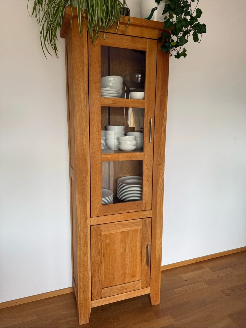 Schrank Jusk 