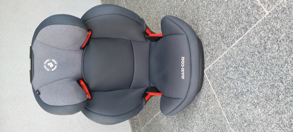 Maxi Cosi Rodifix mit Isofix und Sitzauflage