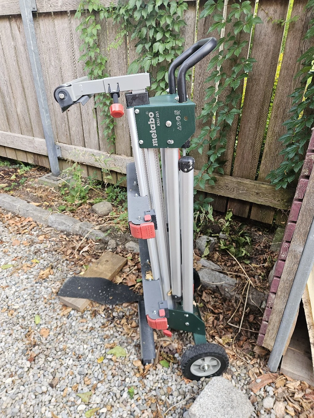 Metabo KSU 251 Tisch für Kappsäge
