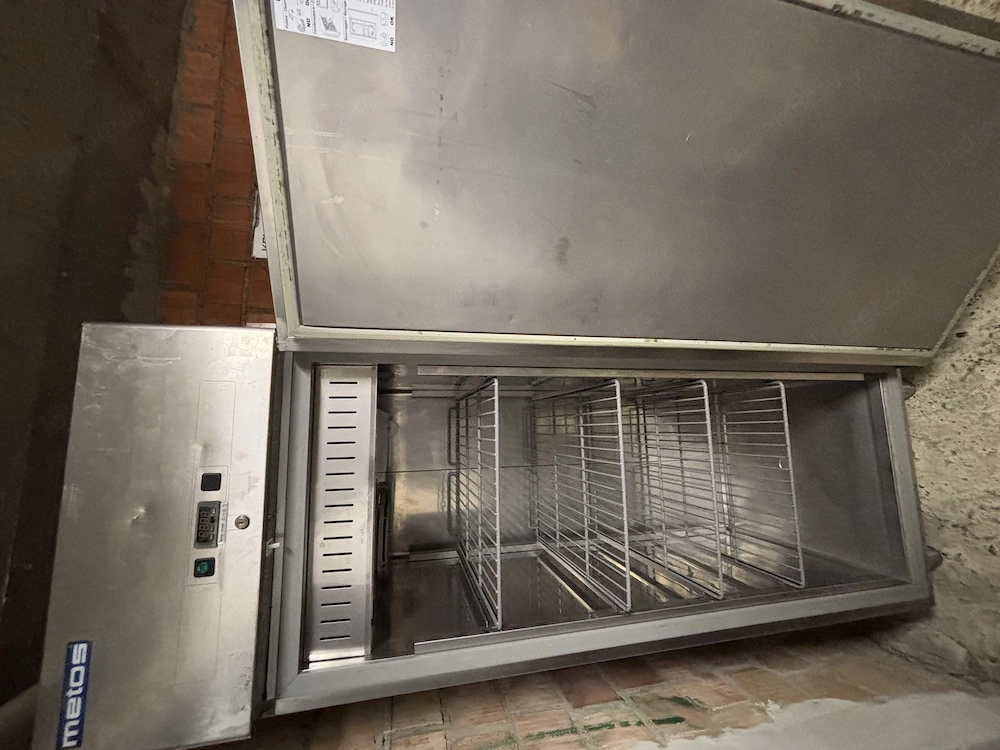 Metis Kühlschrank GN1 Tauglich