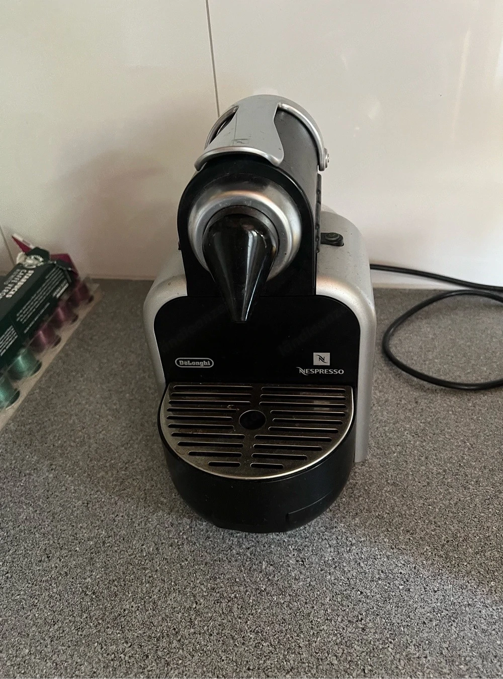 Nespresso DeLonghi schwarz