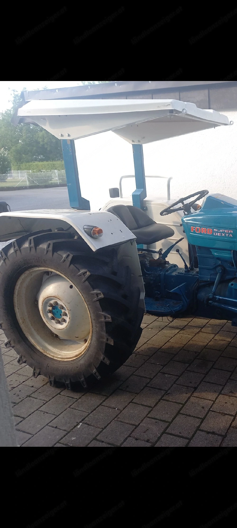 Dach für Traktor zu verkaufen 