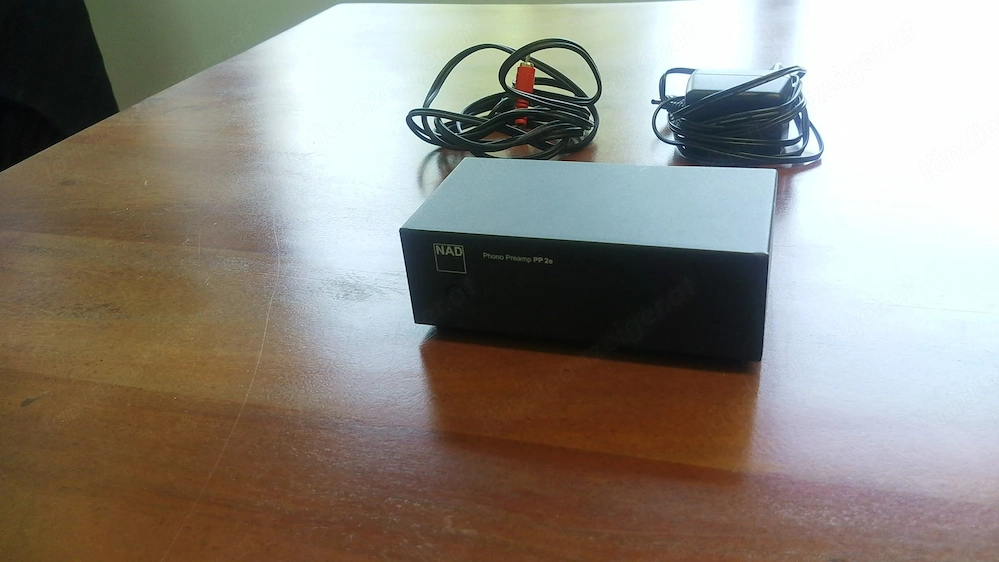 NAD PP 2e Phono Vorverstärker (MM MC) + Netzteil & Kabel