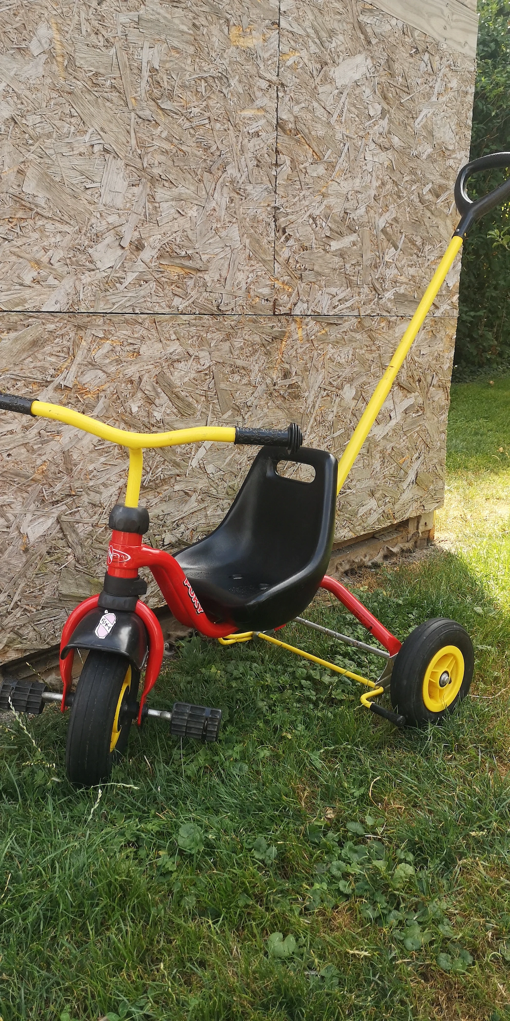 Dreirad Pucky mit Schubstange