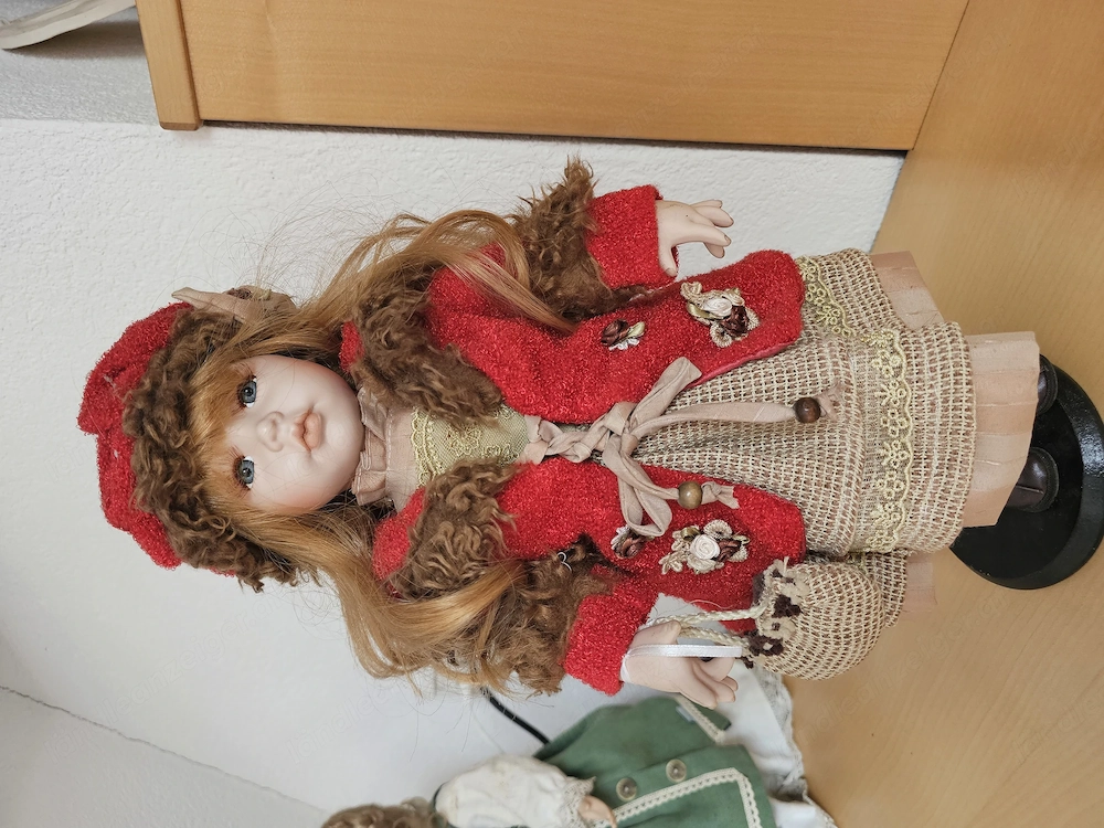 Porzellan Puppe