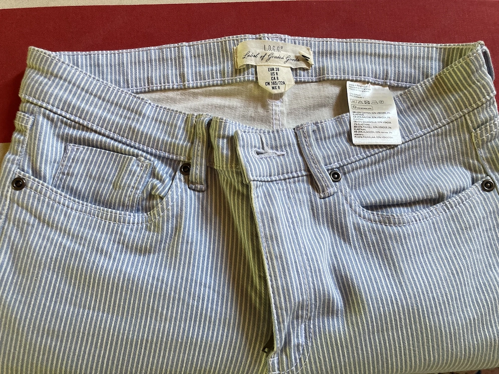 BW - Hose gestreift