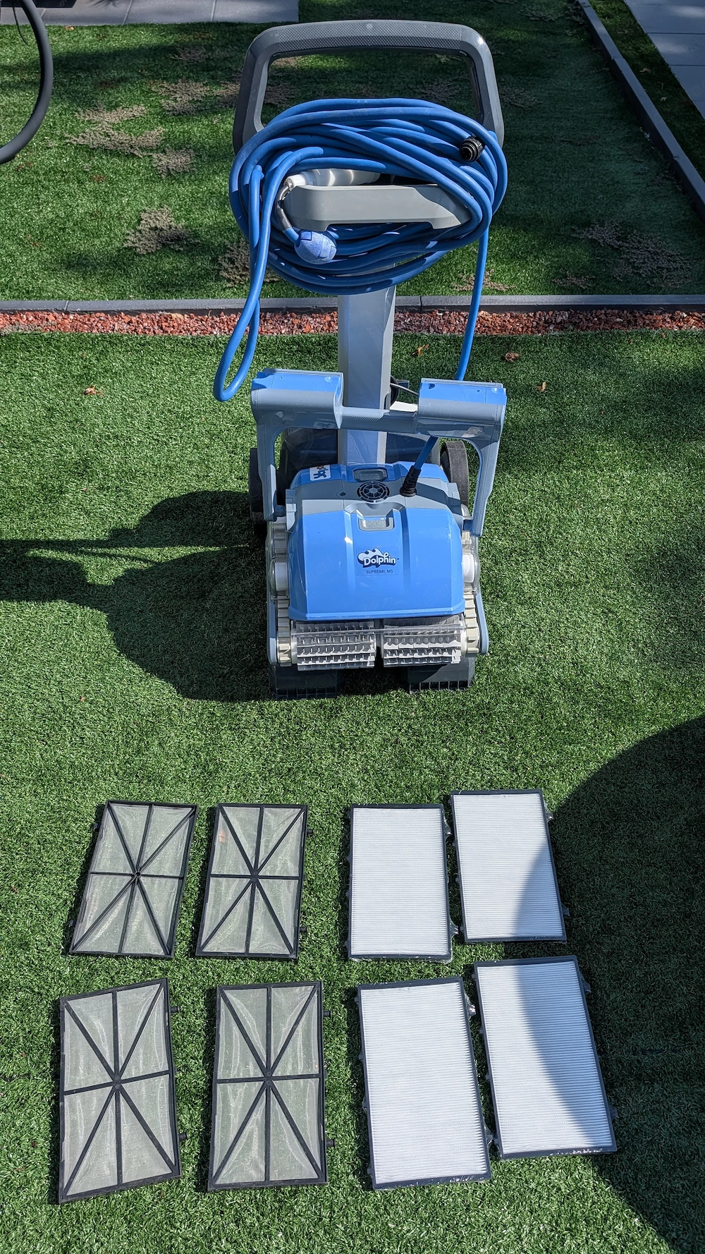 Verkaufe günstig den  Dolphin Maytronics Supreme M5 Pool Roboter