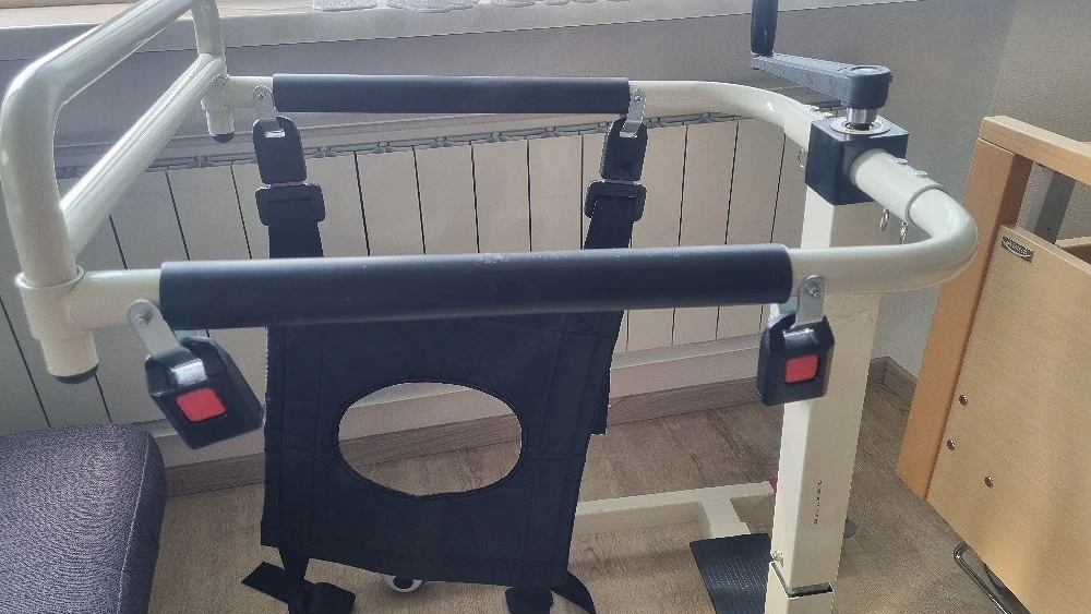 Patientenlifter Rollstuhl