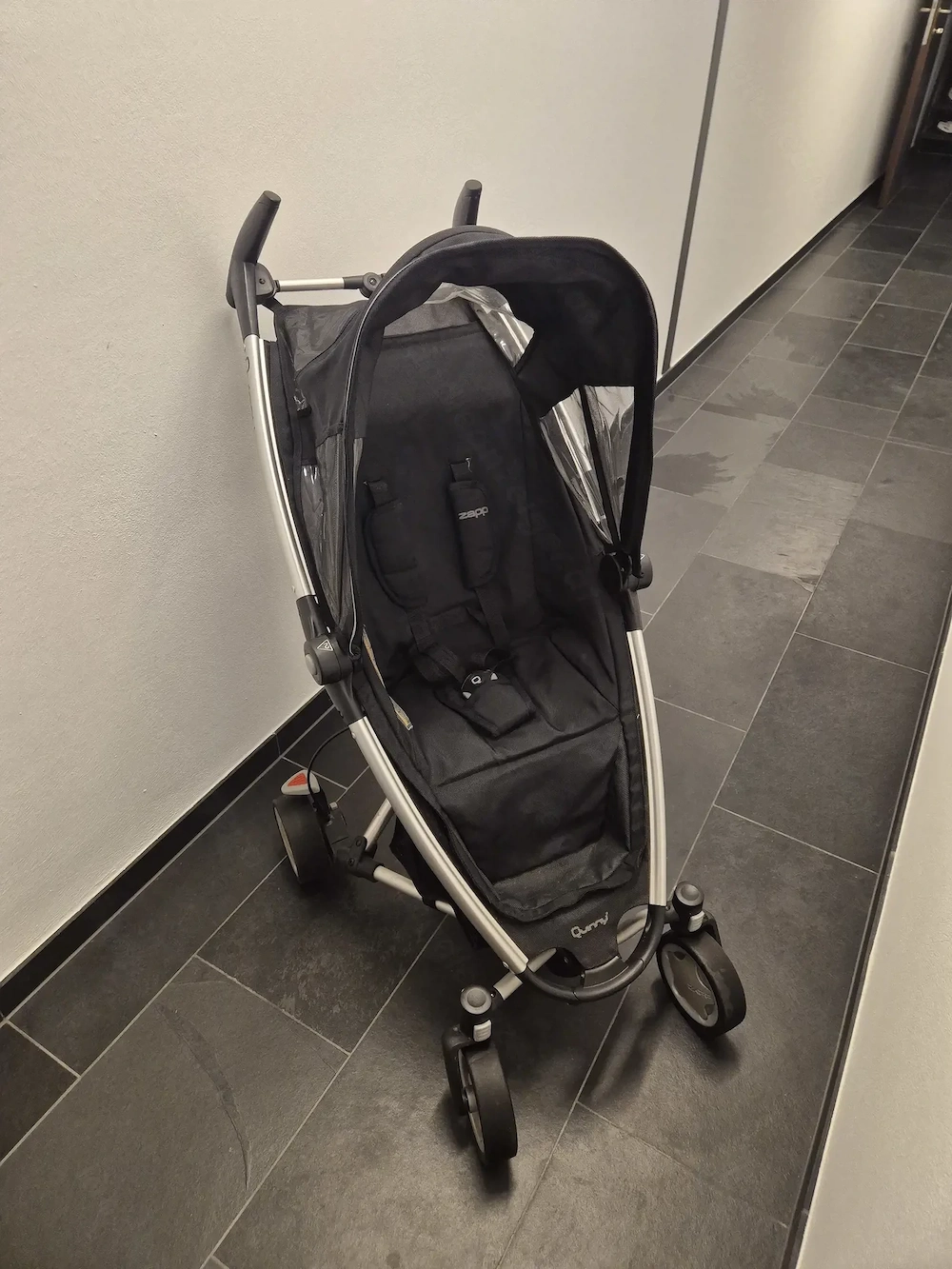 Buggy Qinny Zapp. faltbar