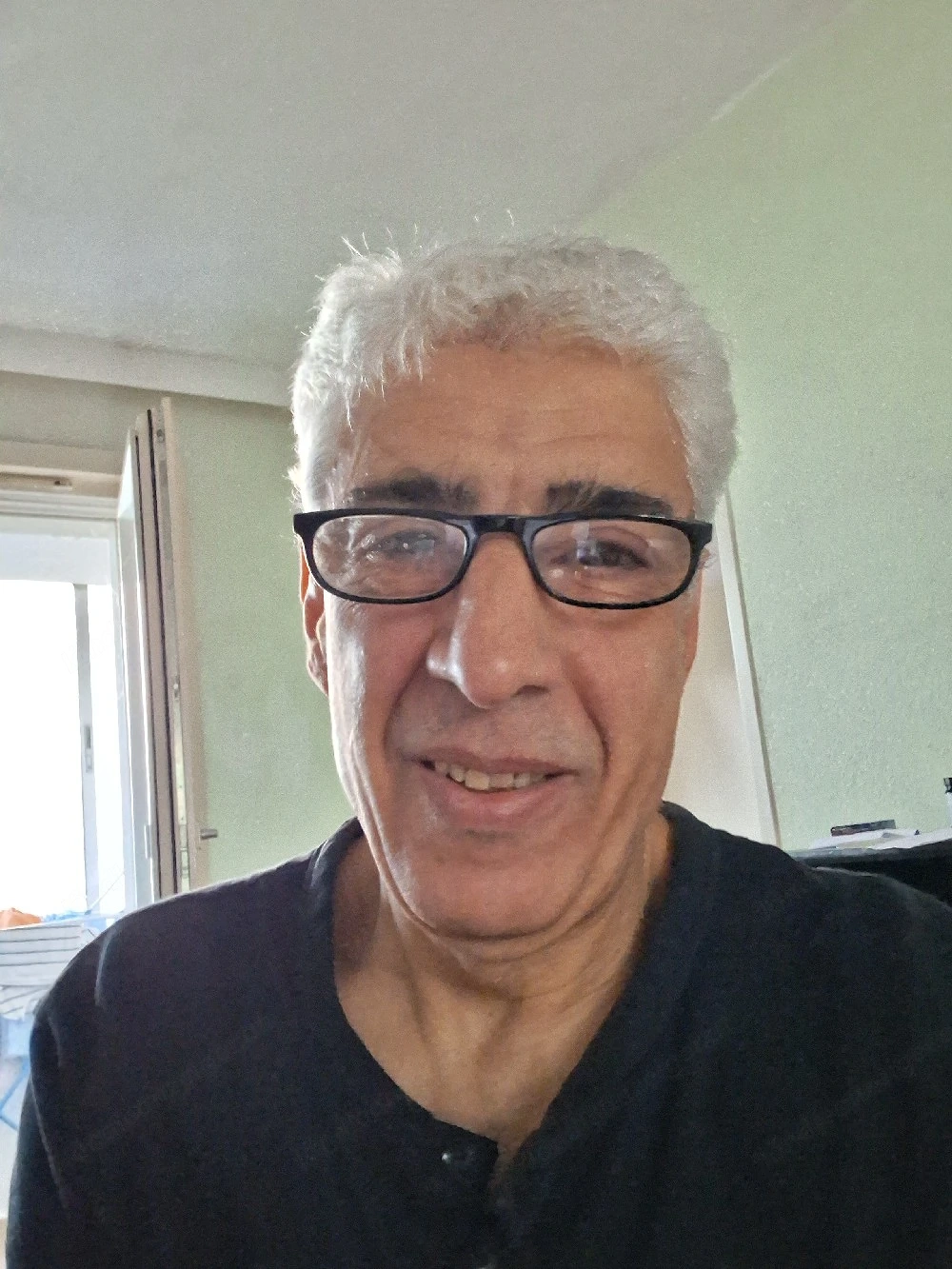 Mann sucht sexueller Beziehung zur Frauen Frauen 