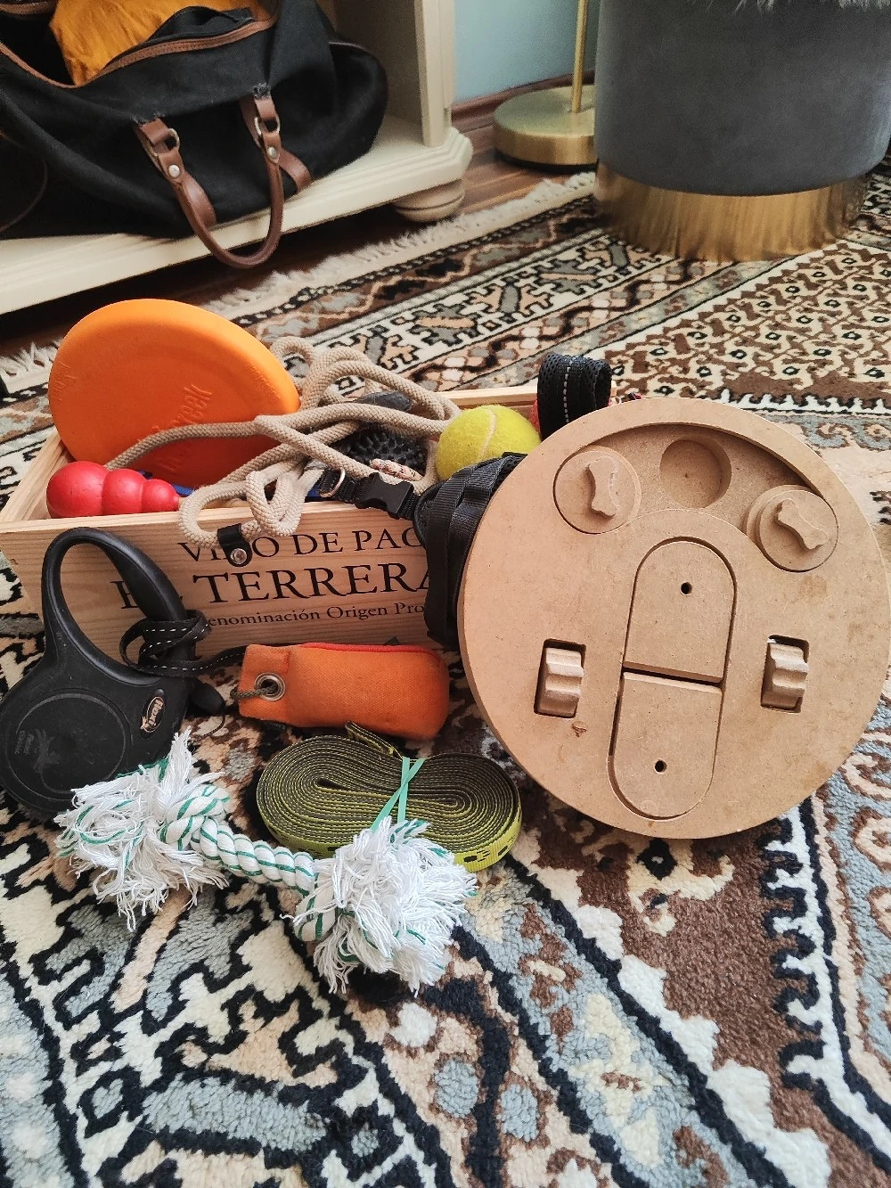 Hundezubehör zu verschenken 
