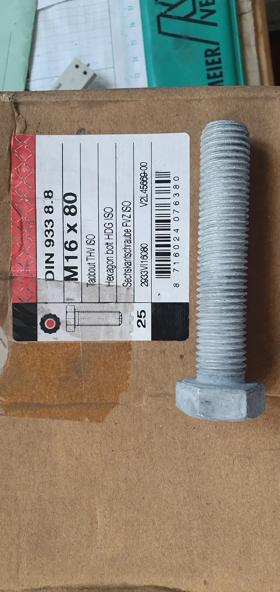 Sechskantschraube M16x80