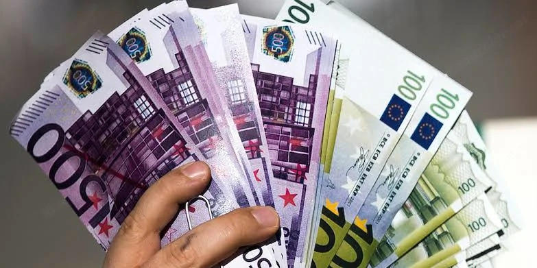Kreditangebote: Lösen Sie Ihre Probleme und verwirklichen Sie Ihre Projekte