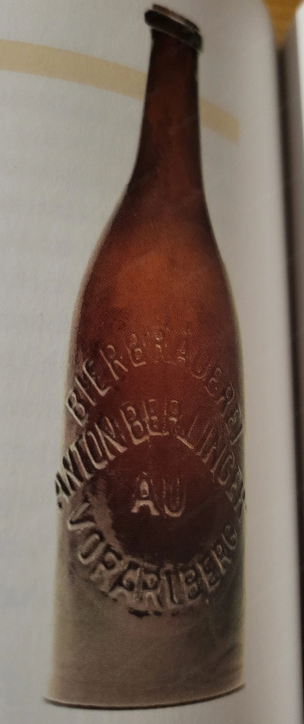 Sammler zahlt Spitzenpreise für diese Bierflaschen 