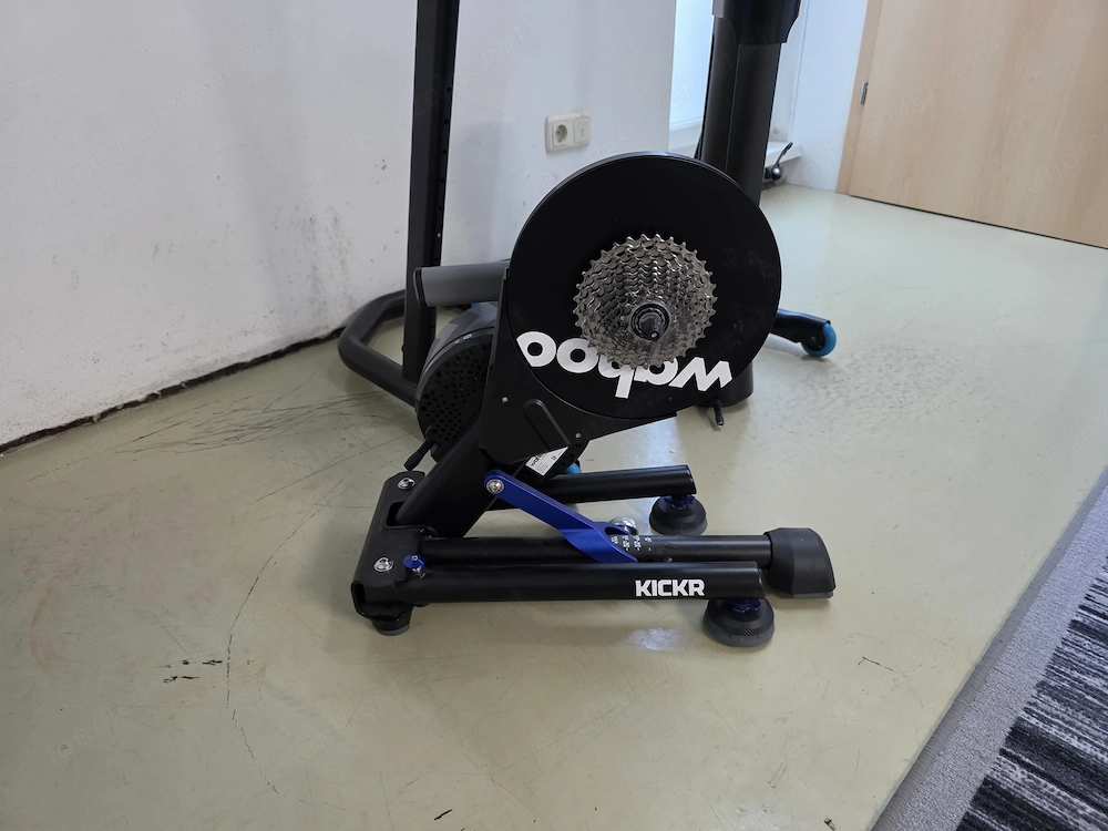 Wahoo kickr v6 ,Kickr Desk, Climb