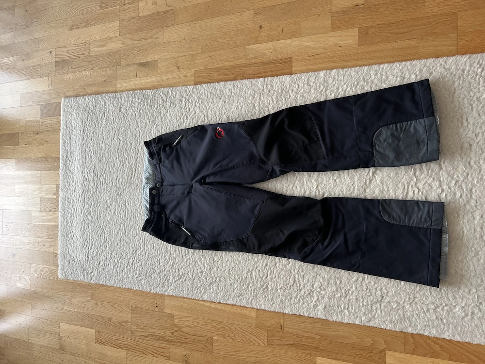 Wasserfeste Tourenhose