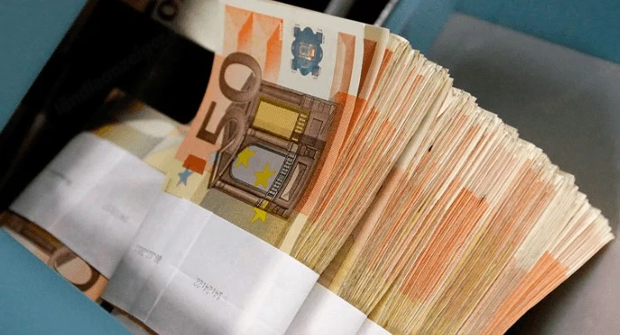 Kreditangebote:  Lösen Sie Ihre Probleme und verwirklichen Sie Ihre Projekte    Wir bieten maßgeschn