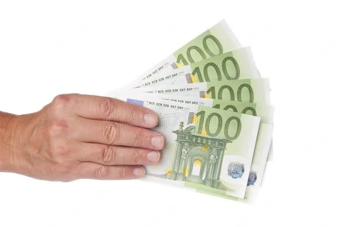 Kreditangebote:  Lösen Sie Ihre Probleme und verwirklichen Sie Ihre Projekte    Wir bieten maßgeschn