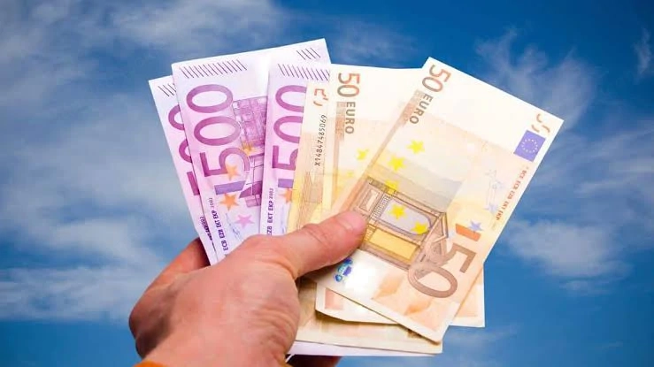 Kreditangebote:  Lösen Sie Ihre Probleme und verwirklichen Sie Ihre Projekte    Wir bieten maßgeschn