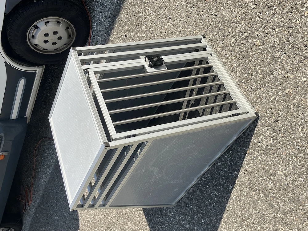 Hundebox für Kofferraum 