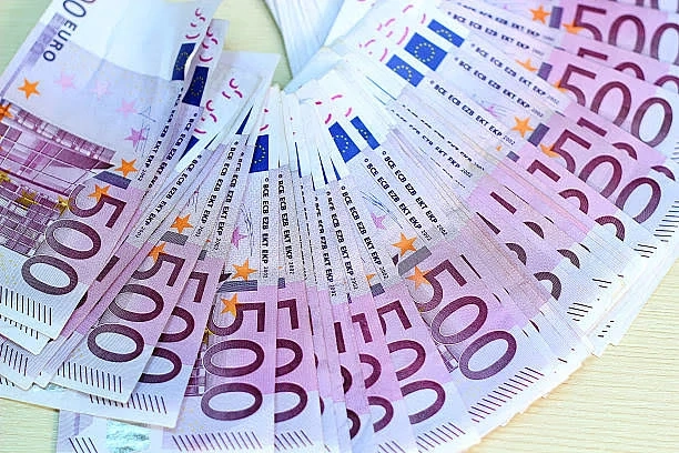 Kreditangebote:  Lösen Sie Ihre Probleme und verwirklichen Sie Ihre Projekte    Wir bieten maßgeschn