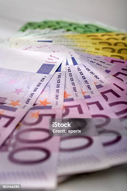Kreditangebote:  Lösen Sie Ihre Probleme und verwirklichen Sie Ihre Projekte   